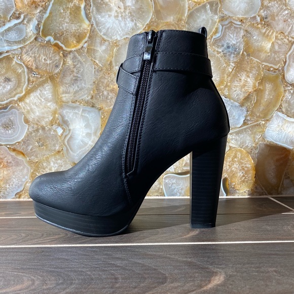 Faux Leather Black Platform Chunky Heel Ankle Boots Bootie size:9 - Picture 4 of 8